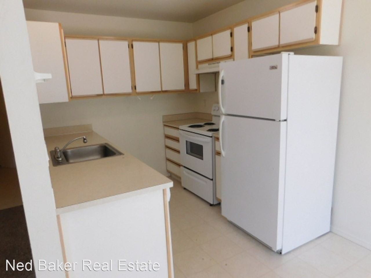 211-215 Cedar Terrace Ct. - Photo 2 of 21