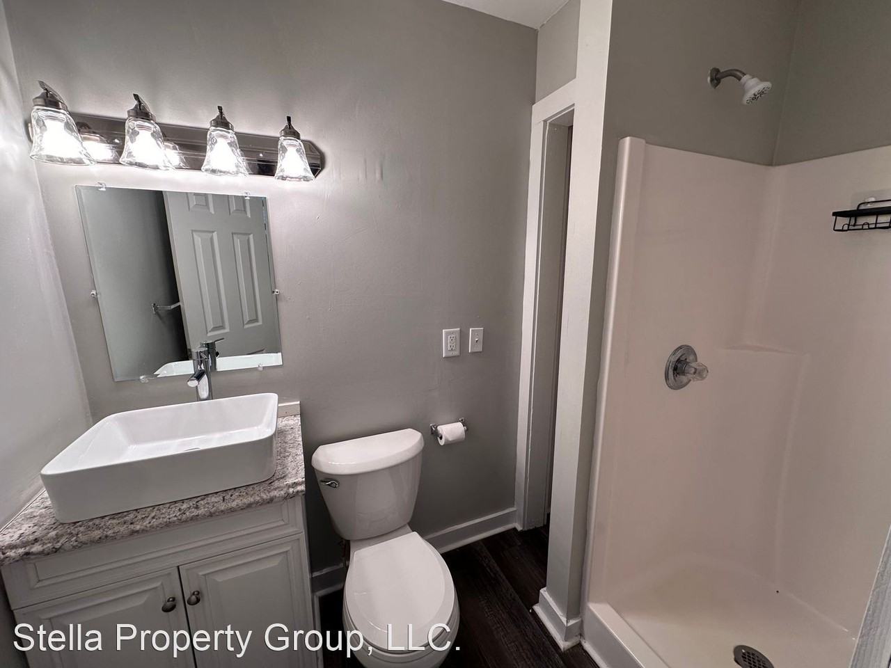 303 N 14th St - Photo 2 of 5