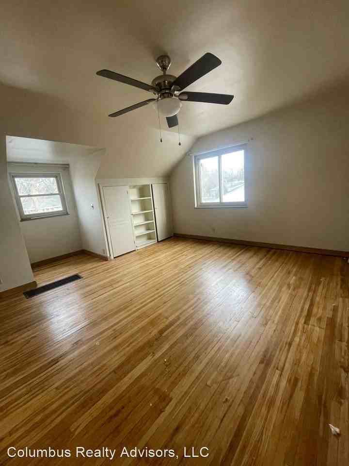 117 Fairlawn Dr - Photo 2 of 4