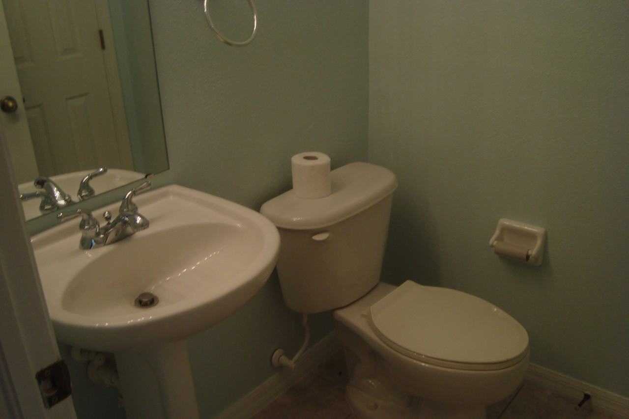 8623 Shallow Creek Ct - Photo 2 of 38