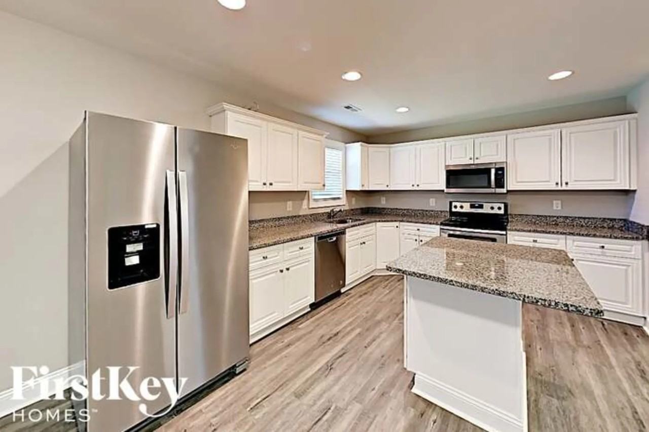 839 Murphy St - Photo 3 of 7