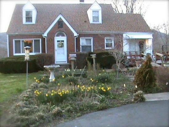 5086 Green Creek Rd - Photo 2 of 22