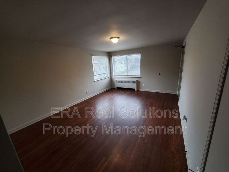 74 E Galbraith Rd #4 - Photo 2 of 7