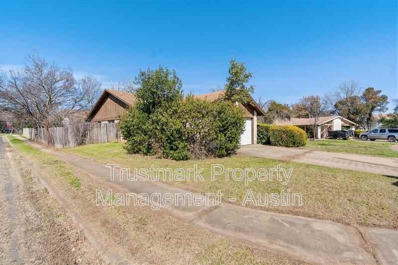 5304 Indio Cir - Photo 2 of 18