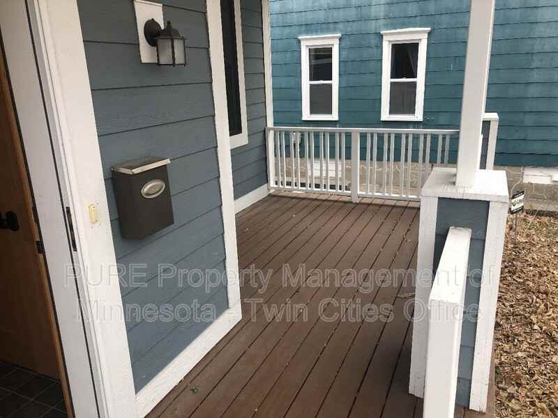 421 6th Ave Ne - Photo 2 of 20