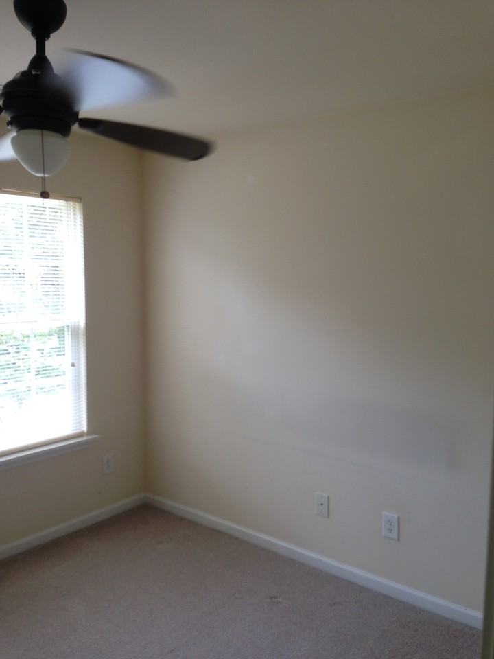 11830 Shoemaker Ct - Photo 3 of 7