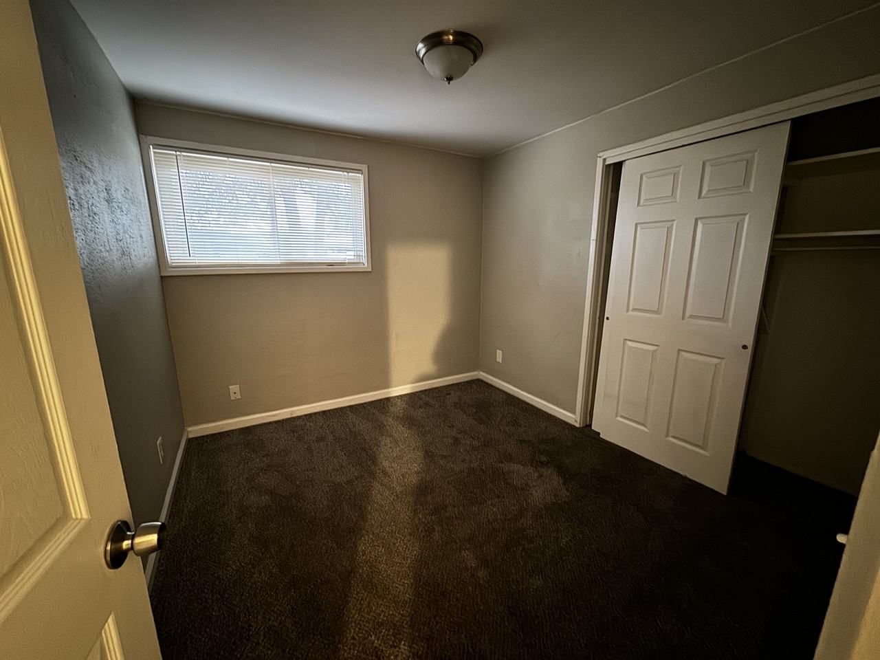 8413 Graybirch Dr - Photo 4 of 6