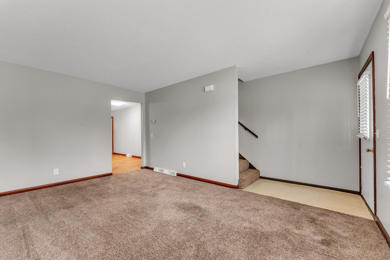 None 960/962 Ryan Rd - Photo 3 of 23