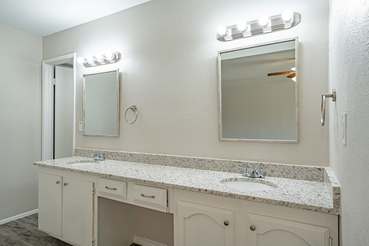 501 Carl C Senter St - Photo 6 of 29