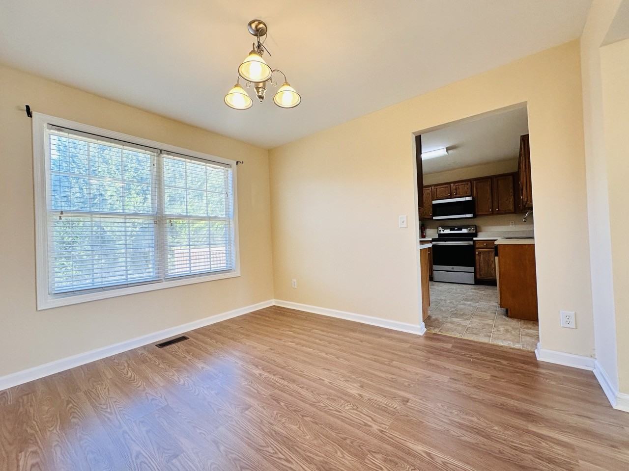 4841 Ventnore Pl - Photo 7 of 23