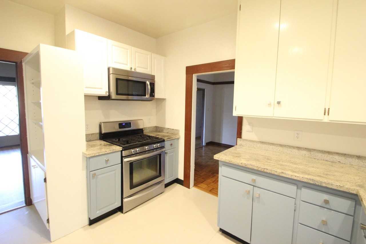 389 Ethel Ave - Photo 2 of 29