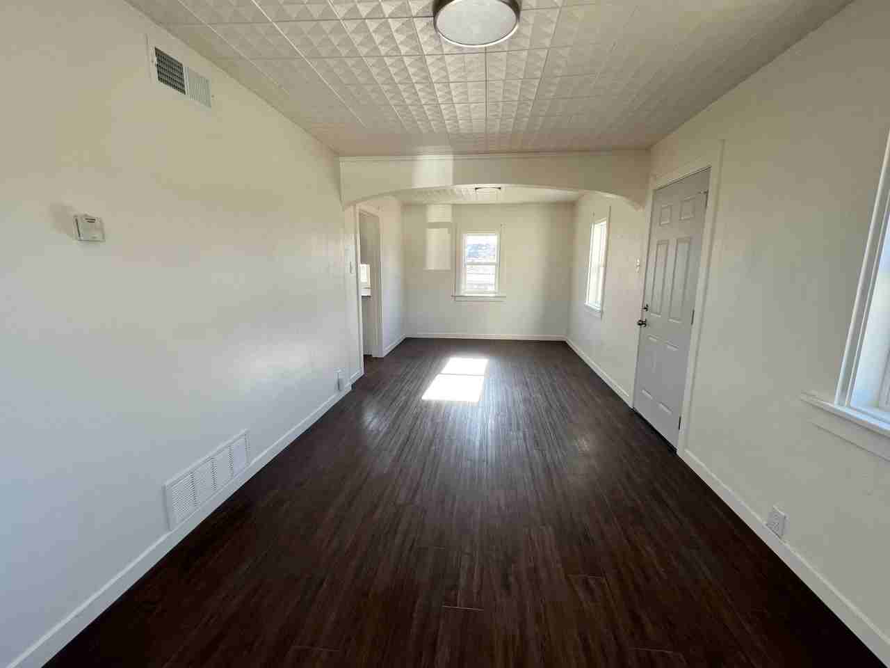 621 Evans Ave - Photo 3 of 13