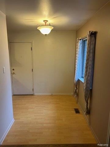 718 Oceola St, Howell, MI 48843 2 Bedroom House for 845/month Zumper