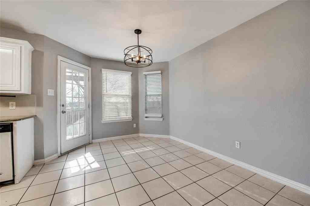 86 Briar Ln - Photo 5 of 17