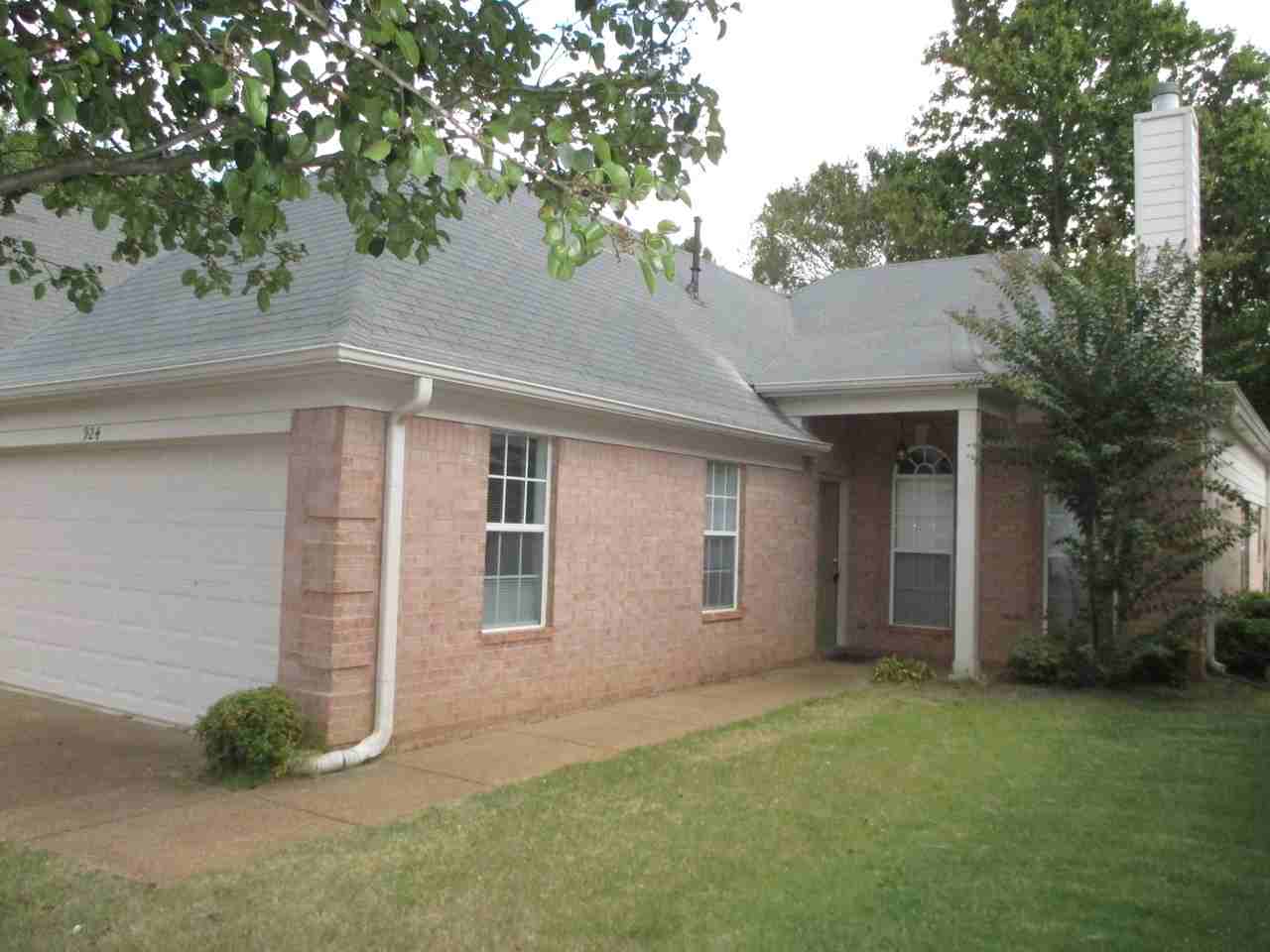 924 Dalemore Ln - Photo 3 of 18