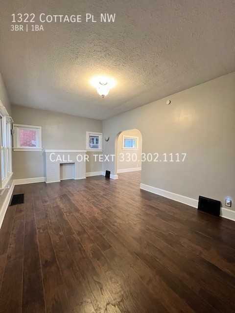 1322 Cottage Pl Nw - Photo 3 of 14