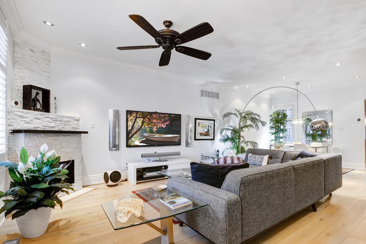 55 Woodbine Avenue - Photo 3 of 33