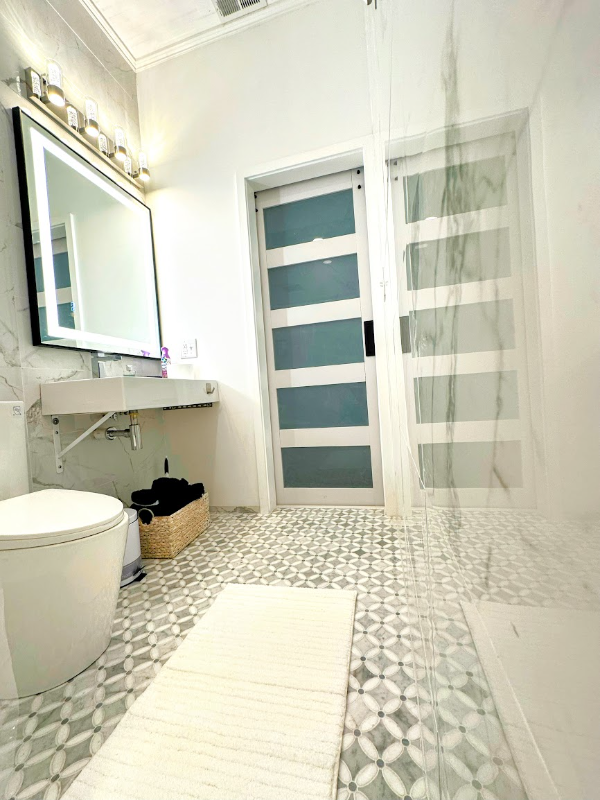 123 N Main St #123B - Photo 3 of 15