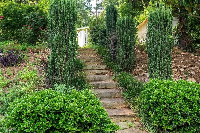 2644 Valmar Dr - Photo 6 of 29