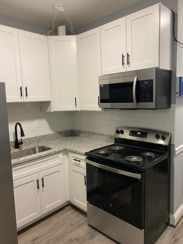 529 S Longwood St - Photo 6 of 11