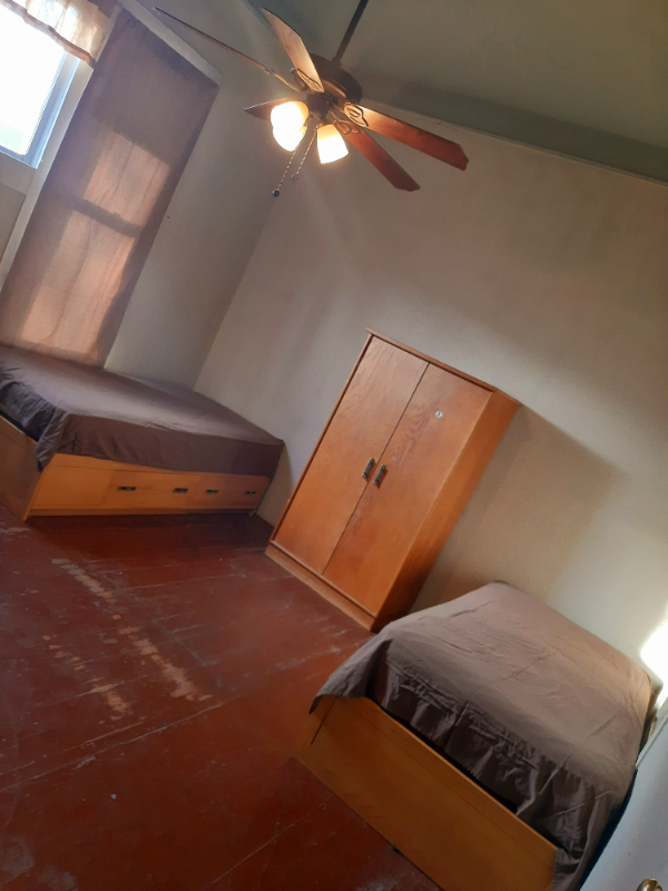 1816 E Houston St #2