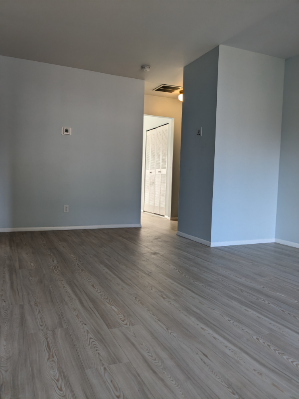 213 Logan Street #213-3 - Photo 4 of 9