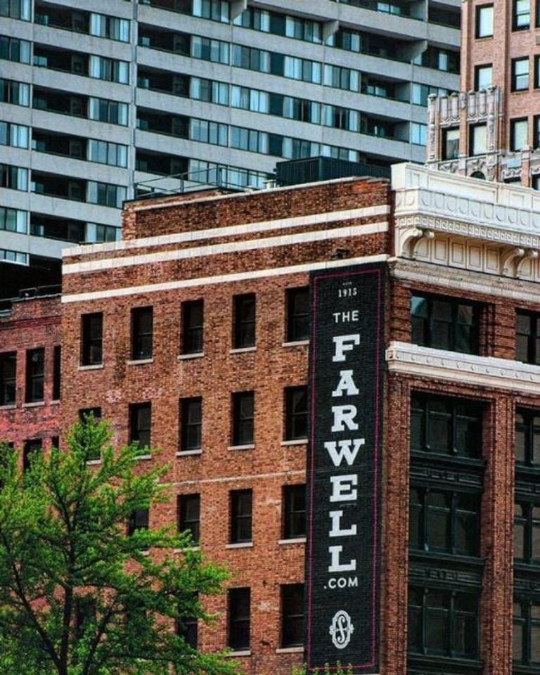 The Farwell - Photo 2 of 50