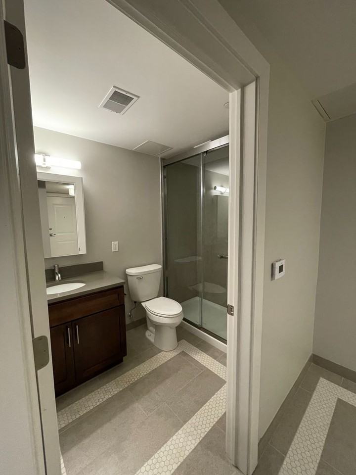 The Farwell - Photo 5 of 50