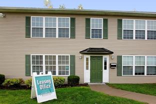 Clover Crossings Apartments - Photo 1 of 1