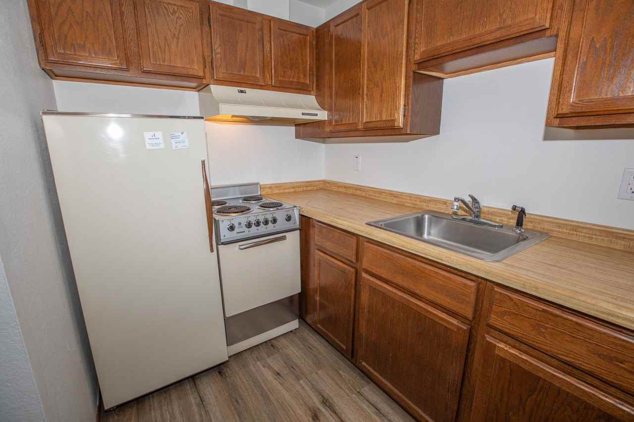 Hidden Valley Apartments - Photo 4 of 5