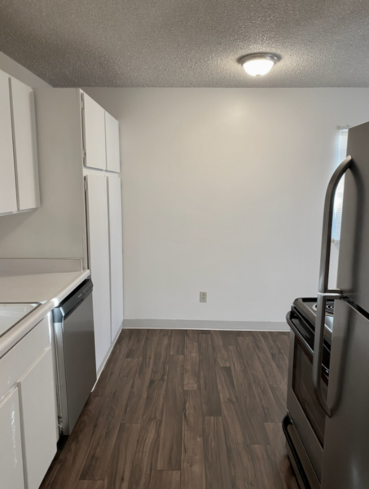 1155 E 200 S - Photo 7 of 50