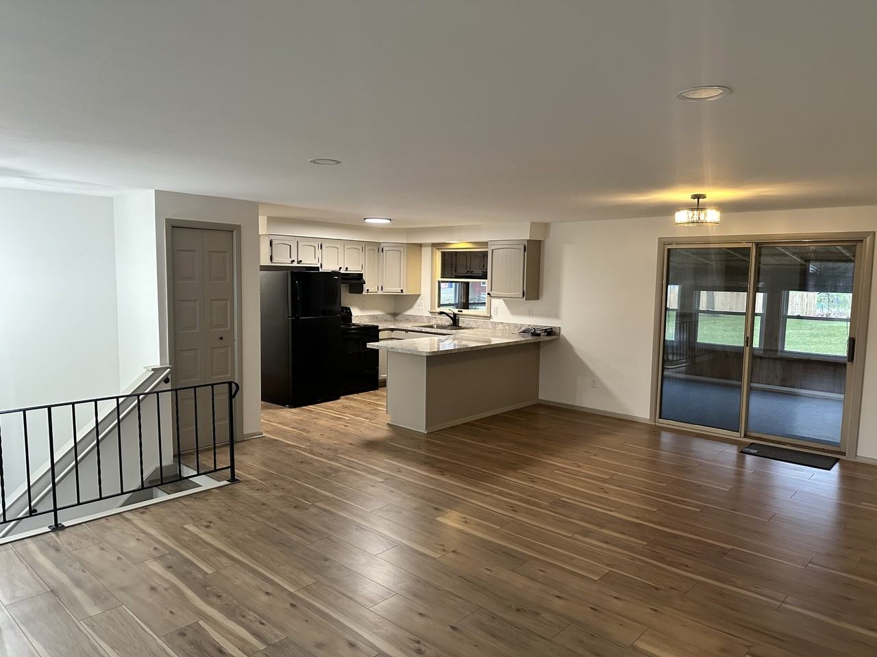 18 Spruce St #NA - Photo 3 of 10