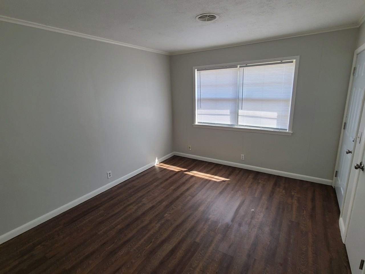 305 Se Avondale Ave #305 - Photo 3 of 10