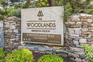 featured image of 9 Woodlands Way
