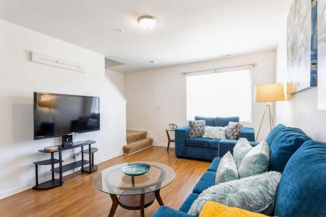 Pangea Oaks - Photo 2 of 15