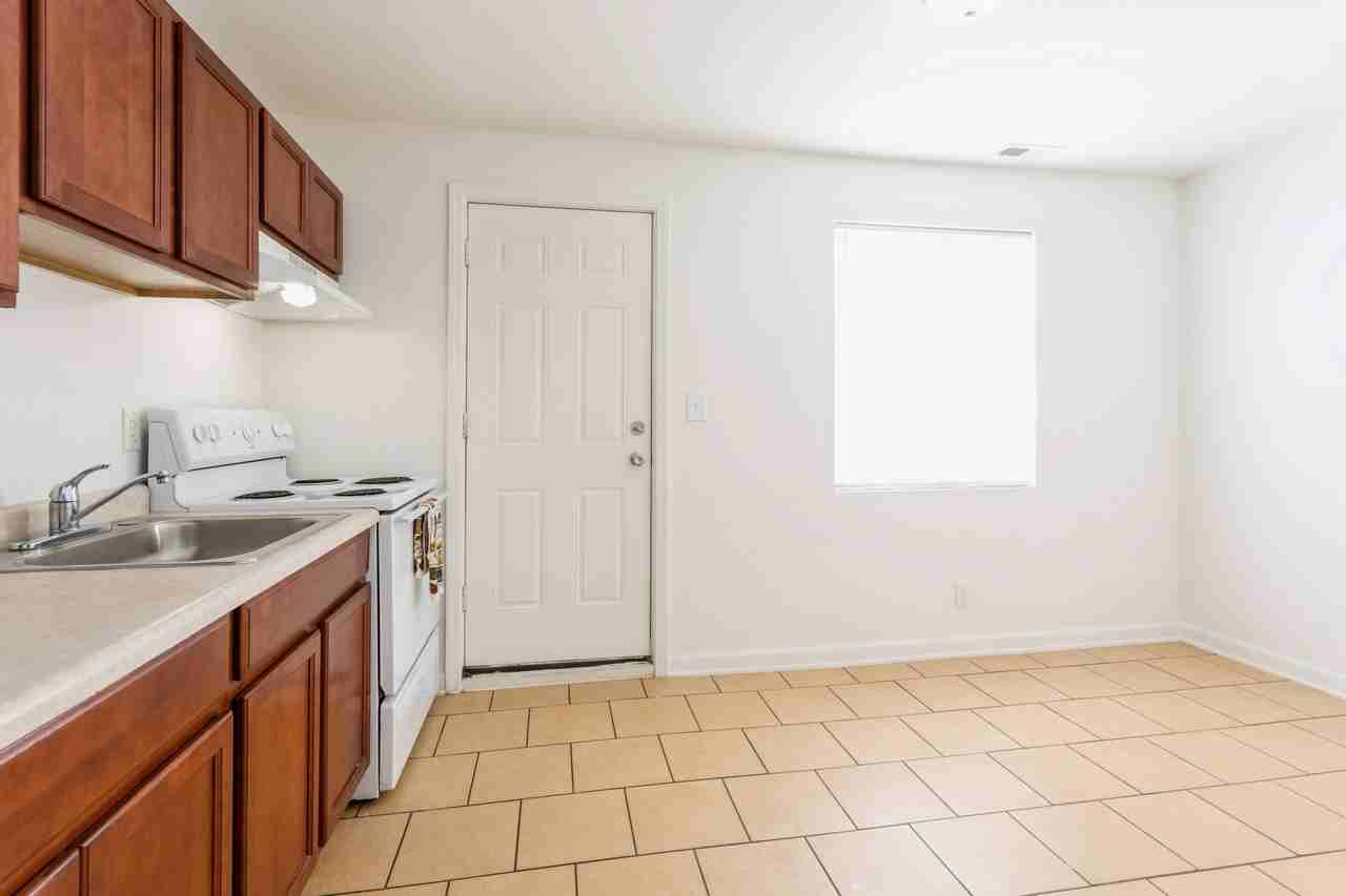 Pangea Oaks Apartments 2908 Garrison Blvd, Baltimore, MD 21216 Zumper