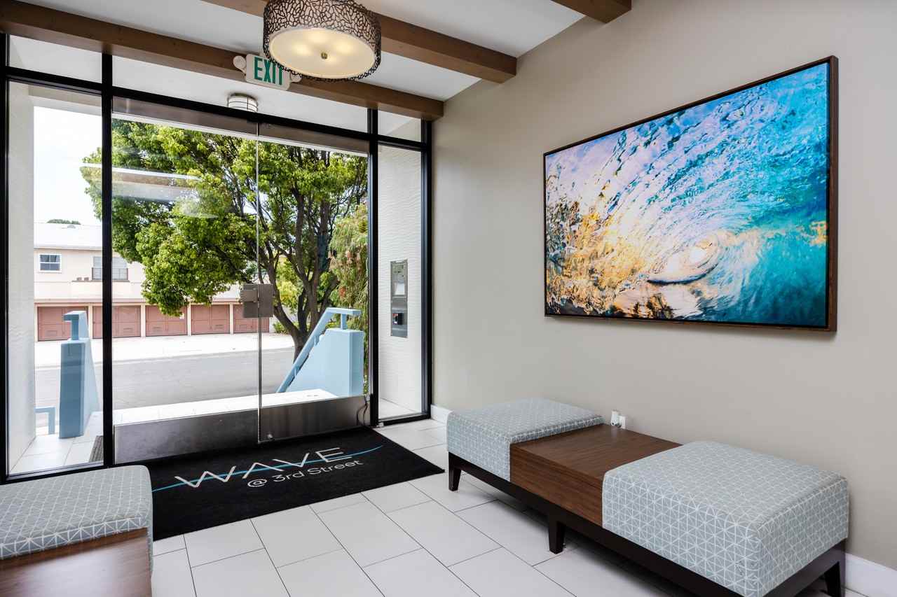 Wave @3rd - Photo 3 of 23