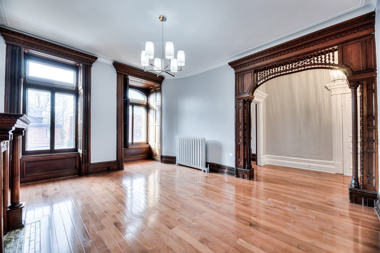 449 Avenue Mount Pleasant - Photo 3 of 17