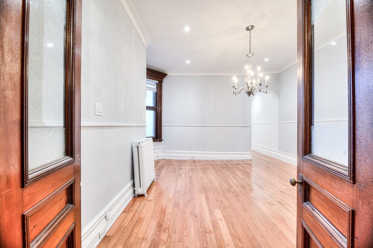 449 Avenue Mount Pleasant - Photo 7 of 17