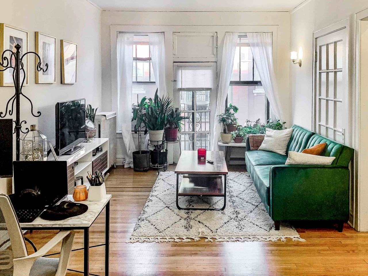 428-36 W. Surf - Photo 6 of 9