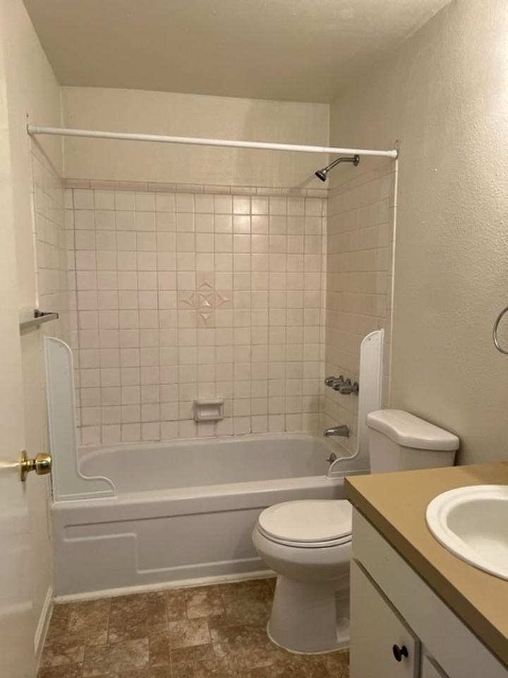 Large Greenspace Units Conveniently Located off I - Photo 7 of 22