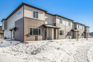featured image of 2938 Barnstormer St #6