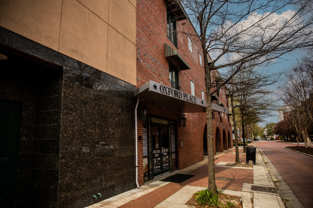 Oxford Place Apartments - Photo 5 of 6