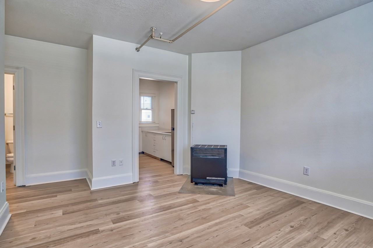 Cambrian Apartments - Photo 3 of 24