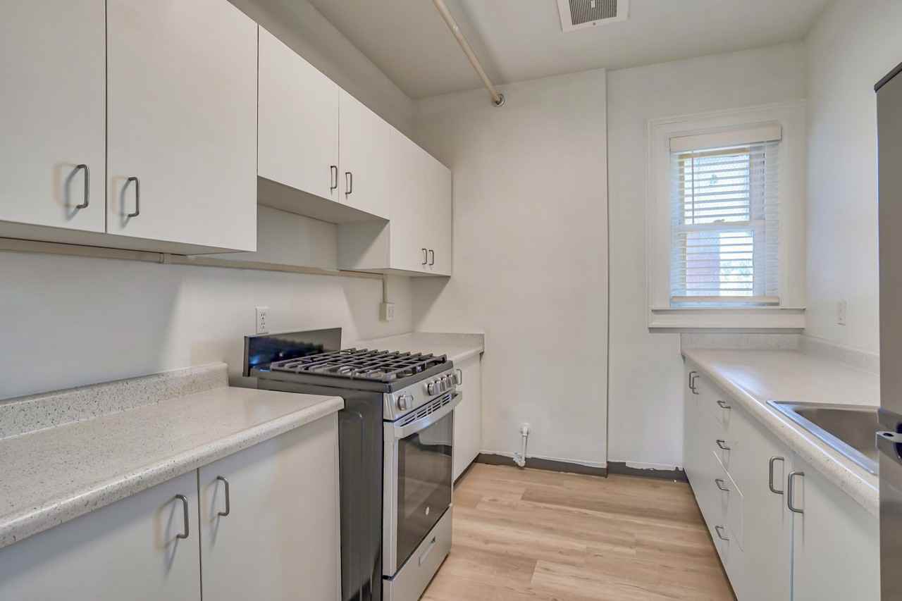 Cambrian Apartments - Photo 7 of 24