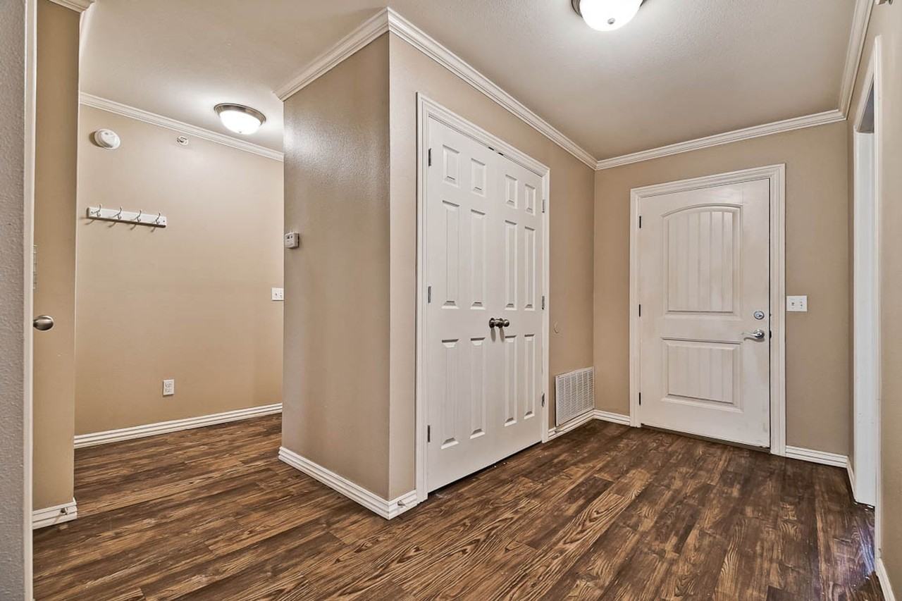 Cedar Circle - Photo 4 of 47