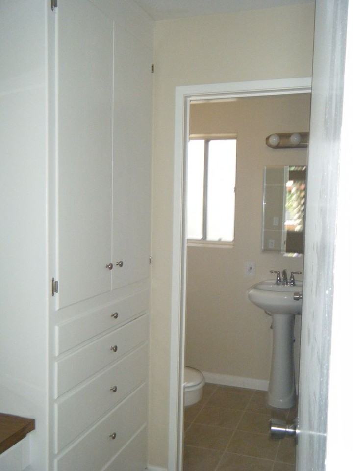 040 - Mariposa Apts - Photo 6 of 8