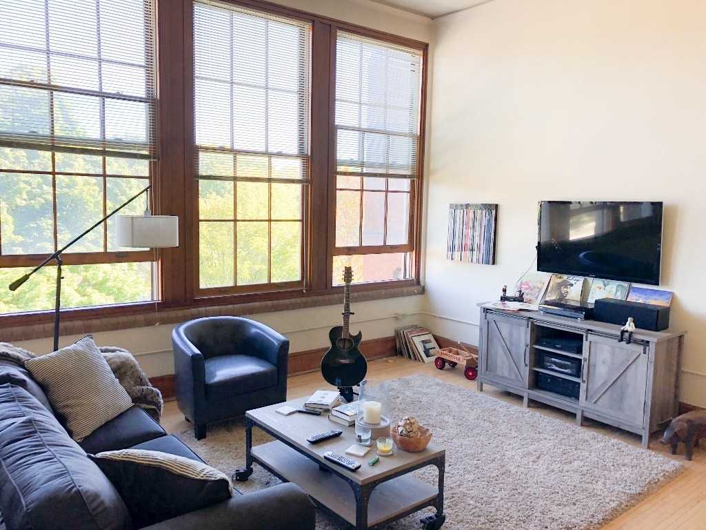 Marshall Apartments - Photo 5 of 8