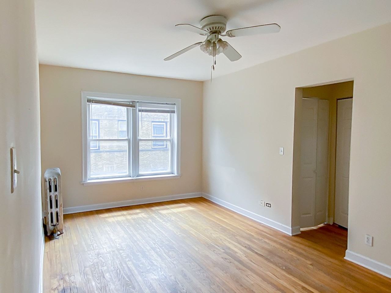 3912-28 N. Pine Grove - Photo 7 of 10