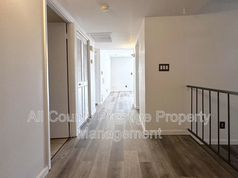 3459 W Dailey St - Photo 2 of 50